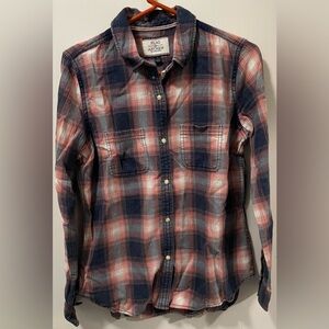 Flag & Anthem Women's Plaid Button Up Shirt Snapped Buttons Navy Coral Small S